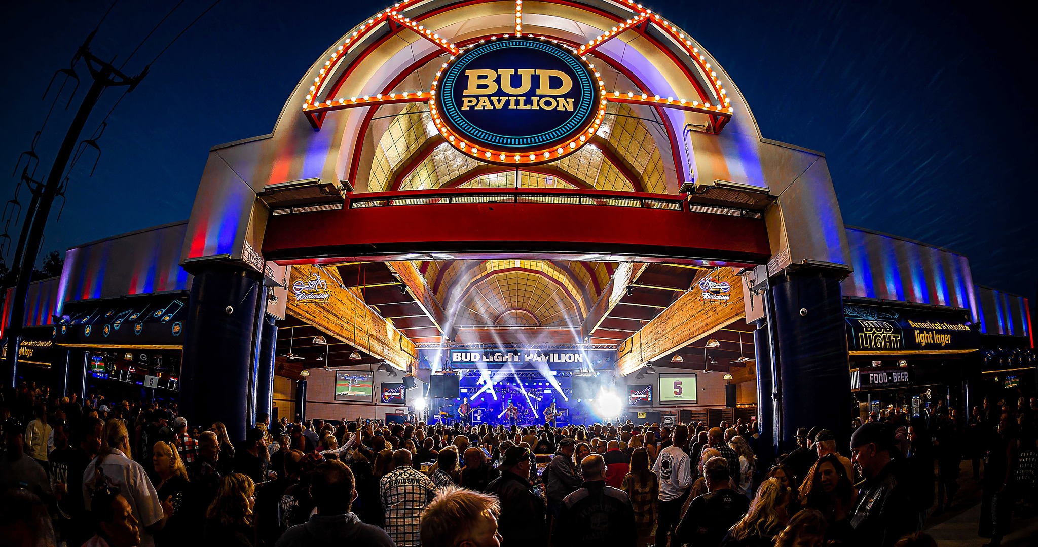 wisconsin state fair • Bud Pavilion